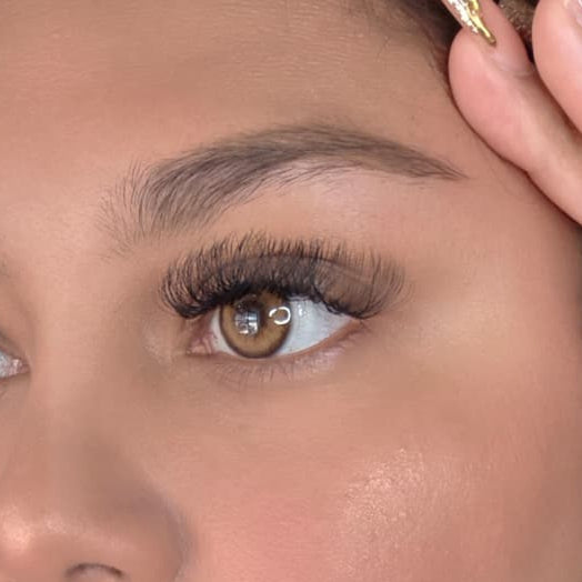 Lentes de contacto Meetone de Bassia Brown